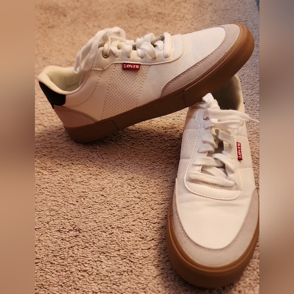 Levi's Womens Size 7.5 Maribel Sneakers Althletic Shoes White, Black, Tan EUC